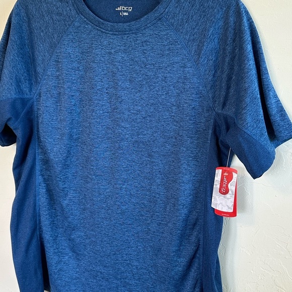 NWT BCG Men’s Blue Athletic Moisture Wick Crew Neck Shirt Sz L - Picture 2 of 8